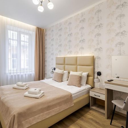 Demar Apart Vicheva Lviv Exteriör bild